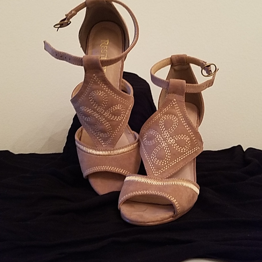 Restricted Heels